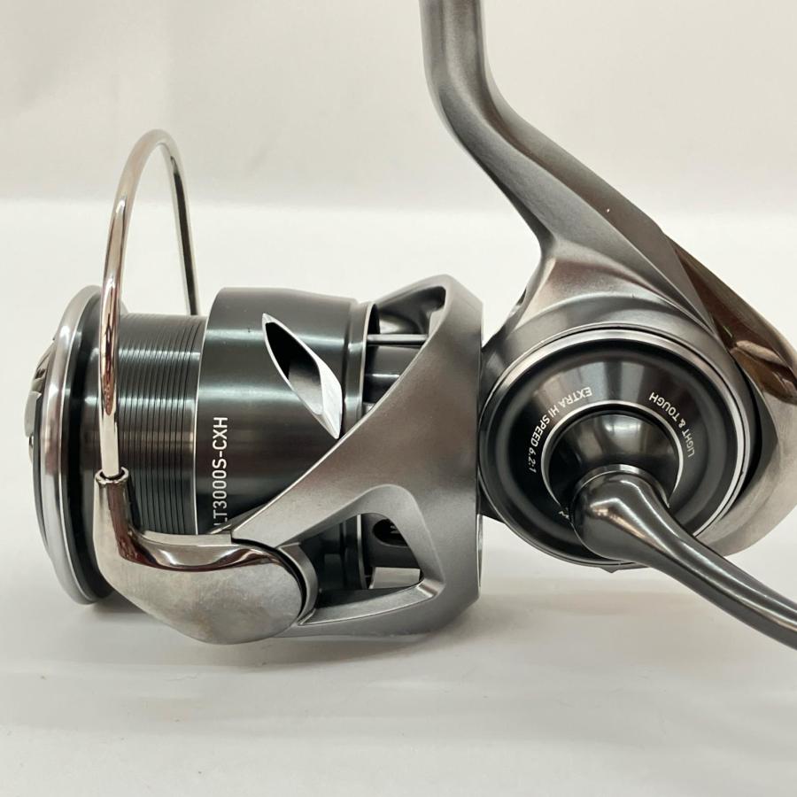 DAIWA ダイワ CALDIA 25 カルディア LT3000S-CXH 60408 目立った傷や