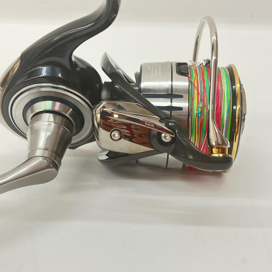 DAIWA ダイワ CERTATE 19 セルテート LT5000D 060054 目立った傷や汚れ