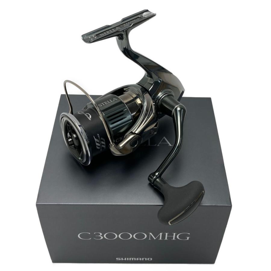 SHIMANO シマノ 22 ステラ C3000MHG 箱付き スピニングリール 043917