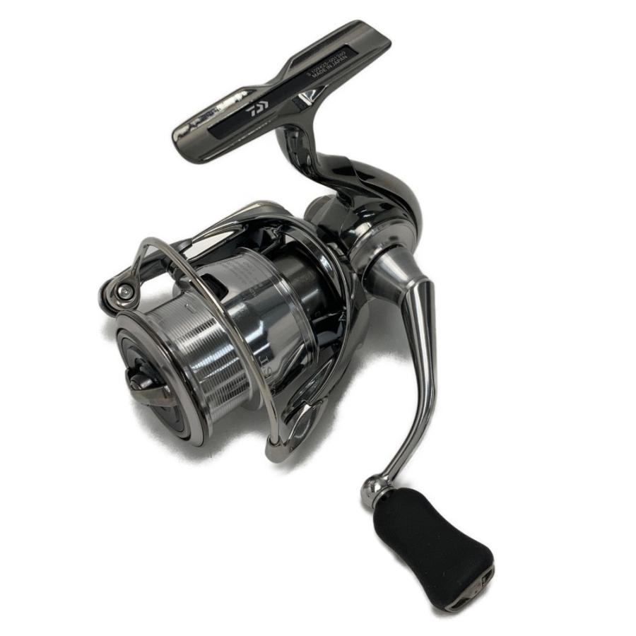 DAIWA ダイワ 22 イグジスト LT2500S-XH 箱付き スピニング DAIWA ダイワ 22 イグジスト LT2500S-XH 箱付き スピニング