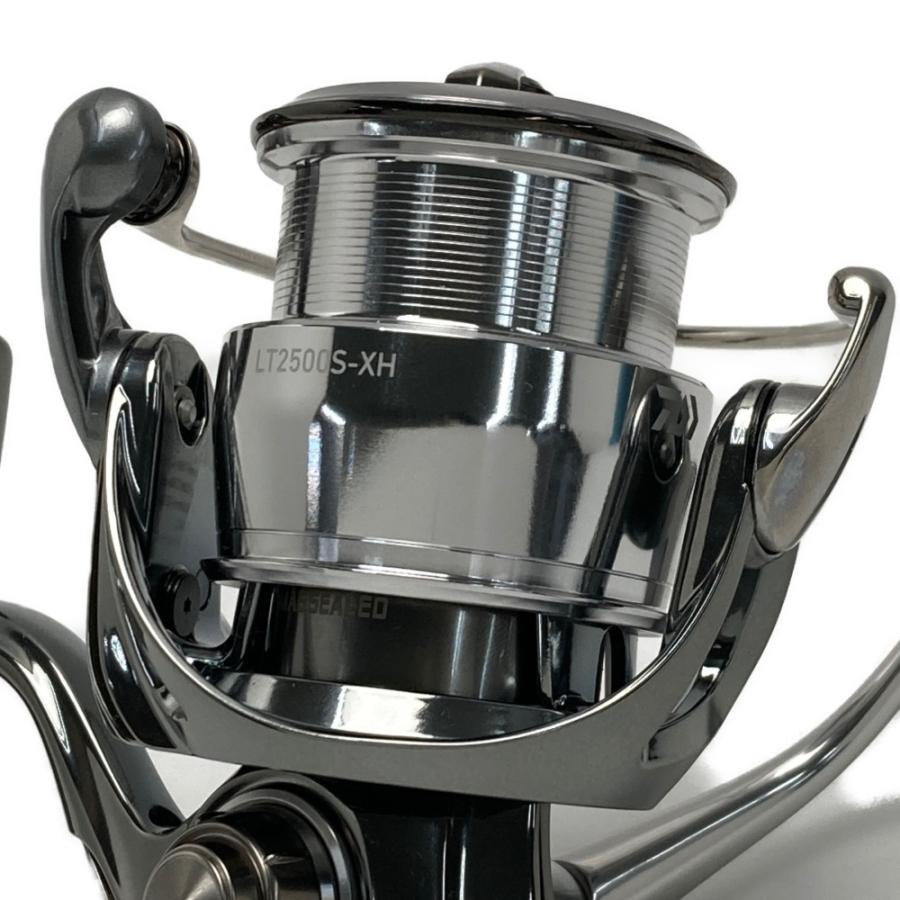 DAIWA ダイワ 22 イグジスト LT2500S-XH 箱付き スピニング DAIWA ダイワ 22 イグジスト LT2500S-XH 箱付き スピニング