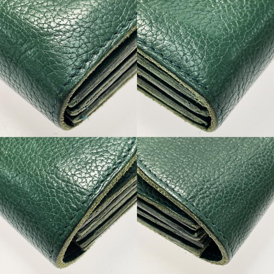 レディース 【極美品】IL BISONTE 長財布 ラウンドファスナーグリーン☆