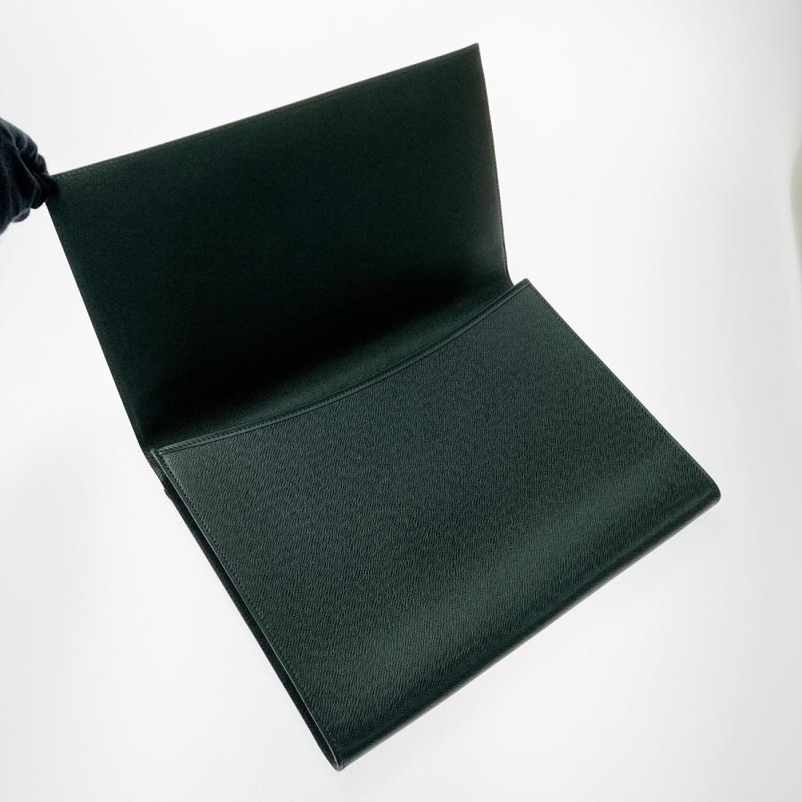 LOUIS VUITTON（ルイ・ヴィトン） タイガ ボルガ M30204 エピセア