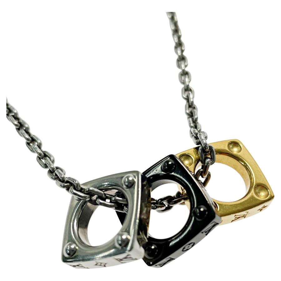 LOUIS VUITTON ルイヴィトン ペンダント モノグラム ボールド M00675 