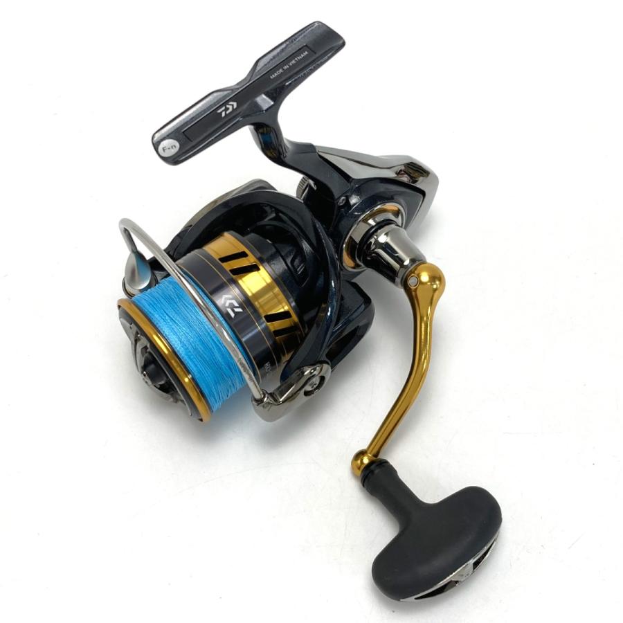 DAIWA ダイワ 18 レガリス LT 4000-CXH 060019 スピニングリール やや