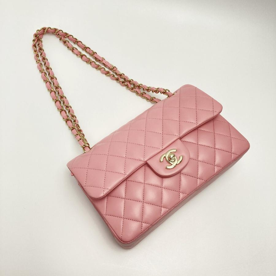 CHANEL シャネル マトラッセ Wフラップ チェーンショルダー CHANEL シャネル マトラッセ Wフラップ チェーンショルダー
