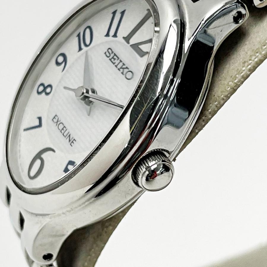 SEIKO（セイコー） エクセリーヌ V117-0BW0 ホワイト×シルバー
