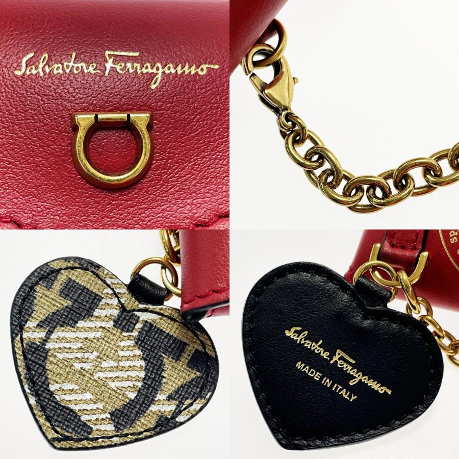 Salvatore Ferragamo サルヴァトーレフェラガモ ガンチーニ レッド系
