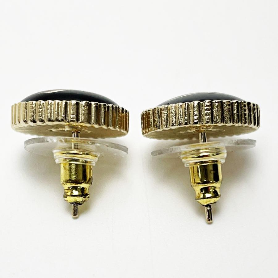 CHANEL シャネル ピアス A95896 ブラック×ゴールド メタル CHANEL シャネル ピアス A95896 ブラック×ゴールド メタル