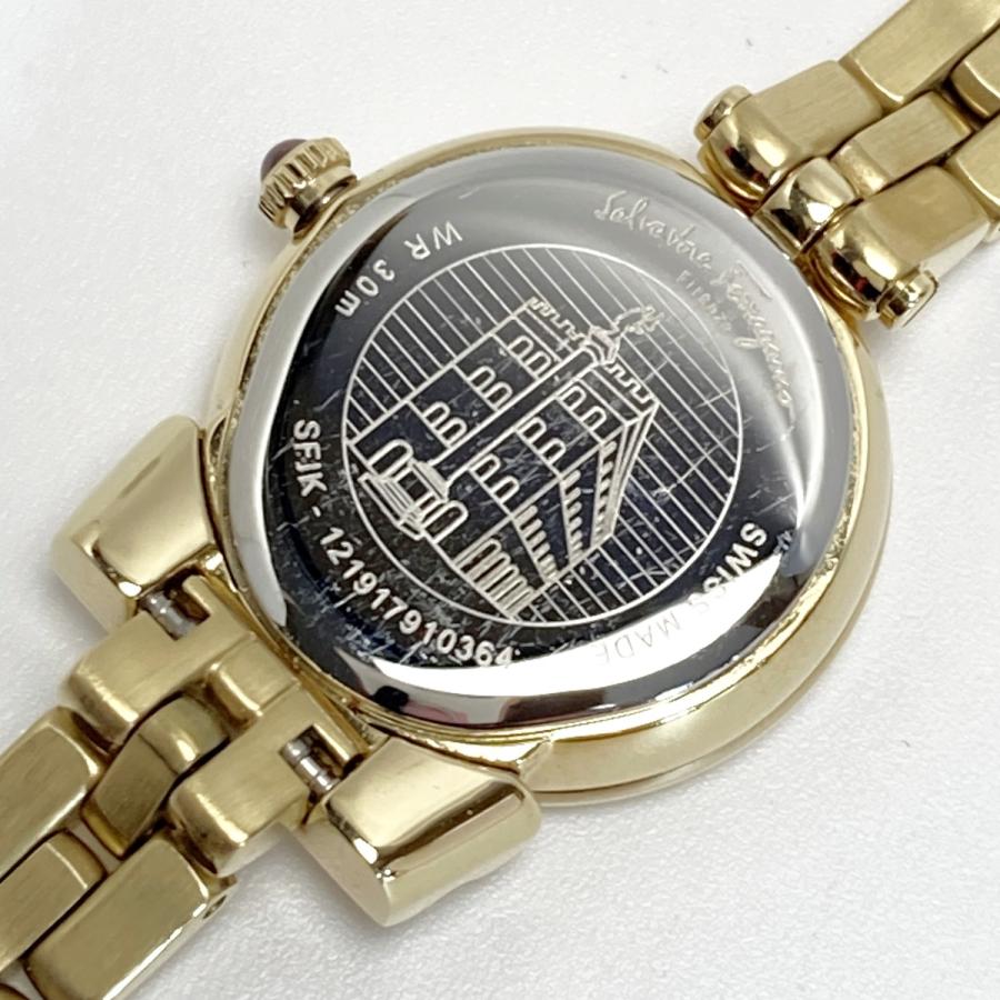 Salvatore Ferragamo サルヴァトーレフェラガモ ガンチーニ SFIK