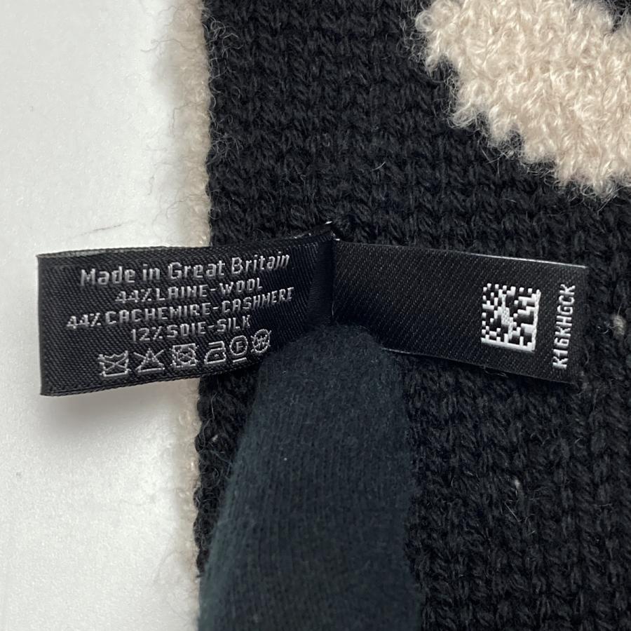 CHANEL シャネル ロゴ カメリア マフラー ベージュ×ブラック CHANEL シャネル ロゴ カメリア マフラー ベージュ×ブラック