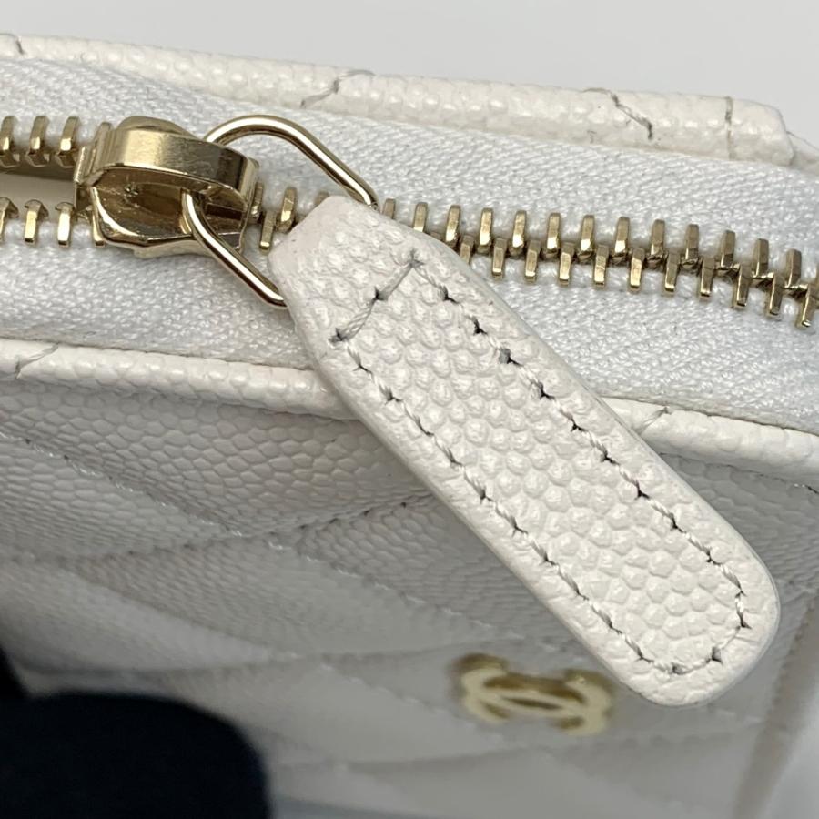 CHANEL（シャネル） ココマーク キャビアスキン クラシック ジップ