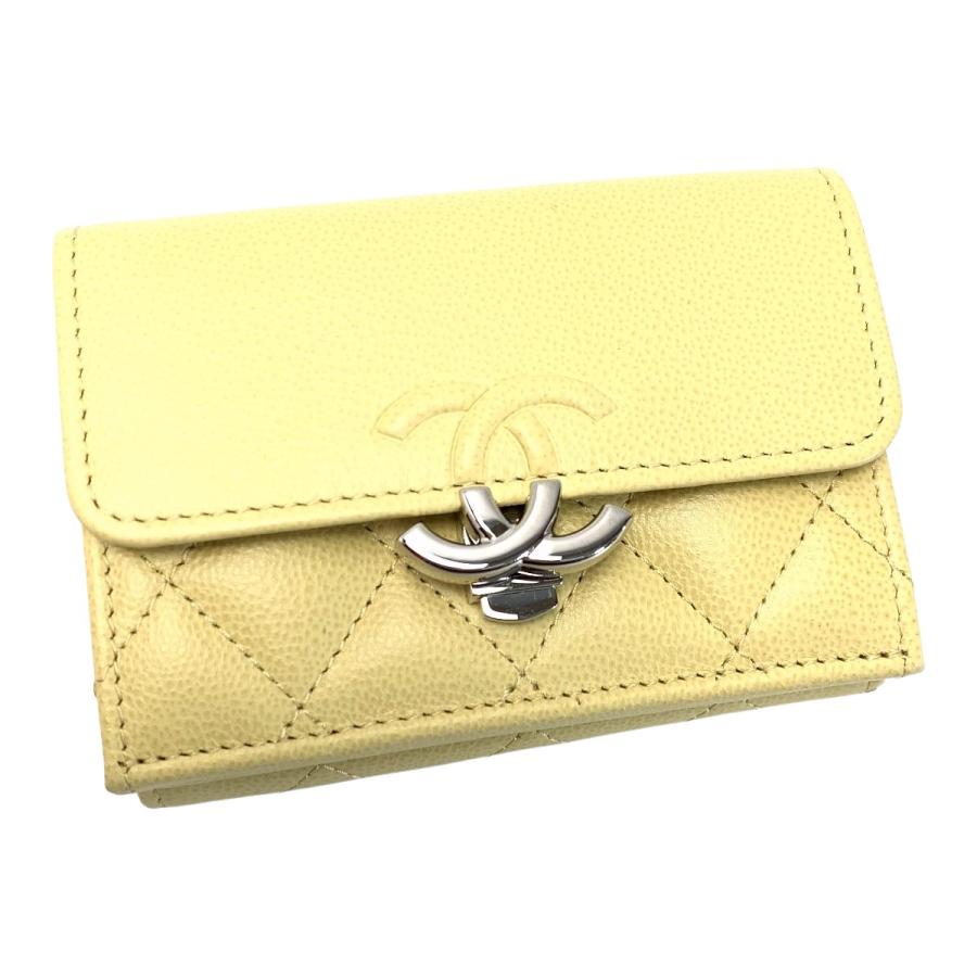 CHANEL（シャネル） ココマーク キャビアスキン スモールフラップ