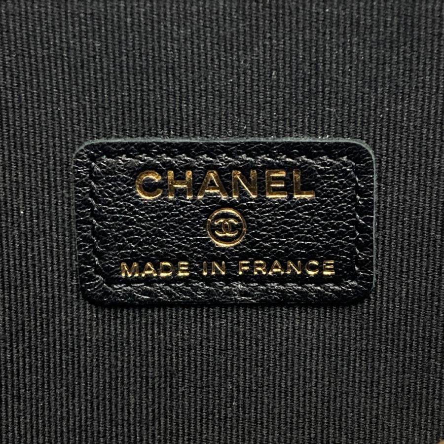 CHANEL（シャネル） ココマーク マトラッセ ポーチ ブラック キャビア
