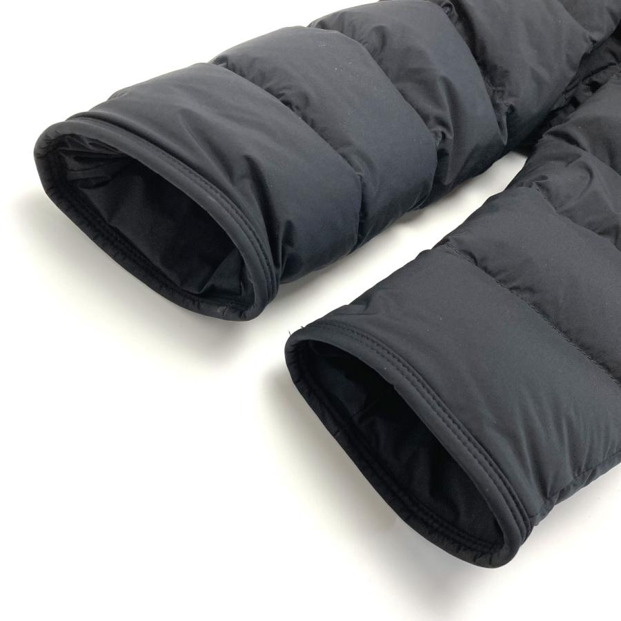 ☆☆ MONCLER モンクレール ダウンジャケット H20911A00220 C0142 ブラック サイズ 1 メンズ やや傷や汚れありの画像