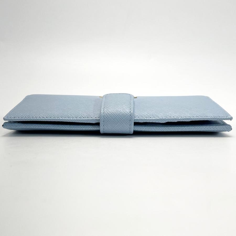 美品✨PRADA サフィアーノ ゴールド金具 スカイブルー 二つ折り財布 PRADA プラダ サフィアーノレザー財布 1MV025 スカイブルー 2