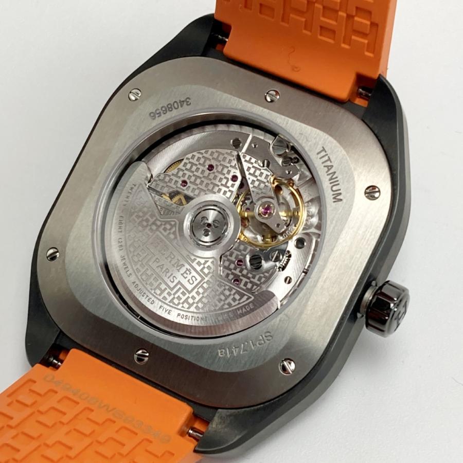 一度短時間使用　HERMES エルメス　パリ　38.5 HERMES（エルメス） H08 デイト SP1.741 グレー チタン 自動巻き