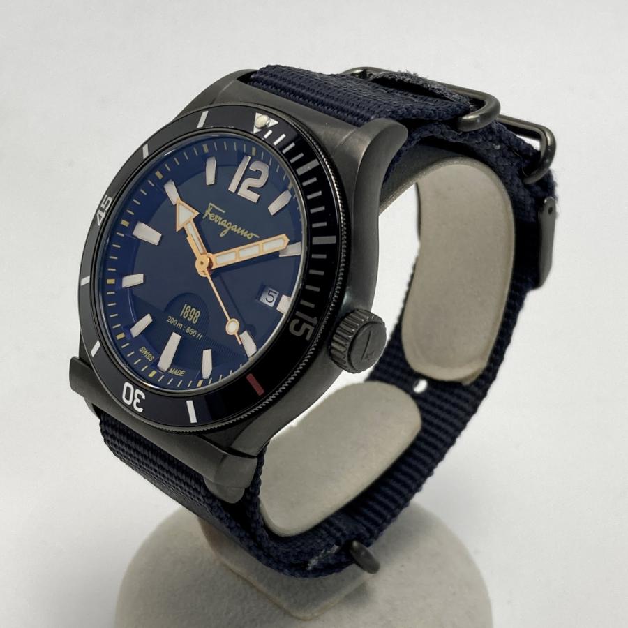 Salvatore Ferragamo サルヴァトーレフェラガモ 1898 デイト FF3210015