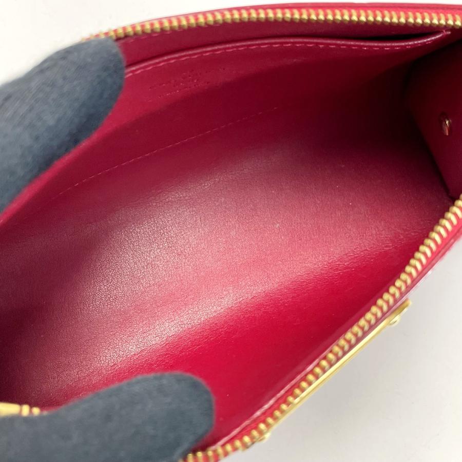 LOUIS VUITTON（ルイ・ヴィトン） モノグラム・ヴェルニ トゥルース