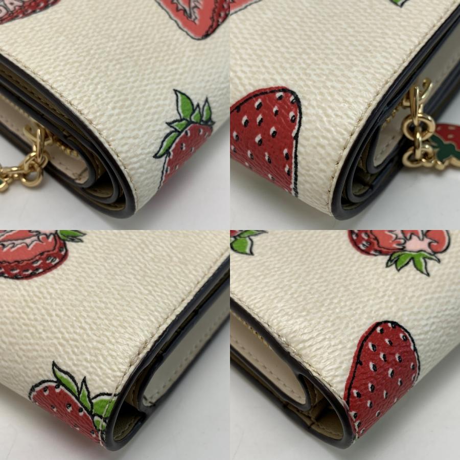新品・未使用コーチCOACH ストロベリー柄 二つ折り財布 ホワイト COACH（コーチ） ストロベリー 苺 CAP18 アイボリー 2つ折り財布