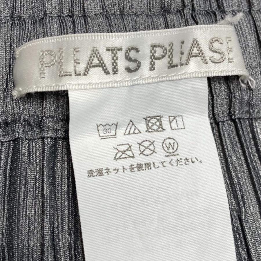 ISSEY MIYAKE（イッセイミヤケ） PLEATS PLEASE プリーツ パンツ