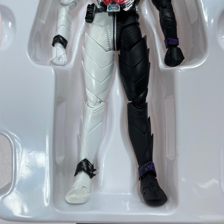 BANDAI バンダイ フィギュア S.H.Figuarts (真骨彫製法) 仮面ライダーW ファングジョーカー 開封品 やや傷や汚れあり_3