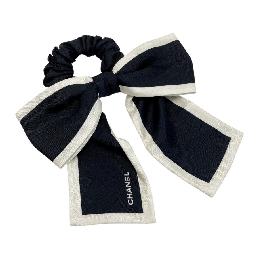 ［美品］CHANEL リボンヘアバンド ブラック/ホワイト CHANEL（シャネル） リボン シュシュ カメリア ブラック×ホワイト