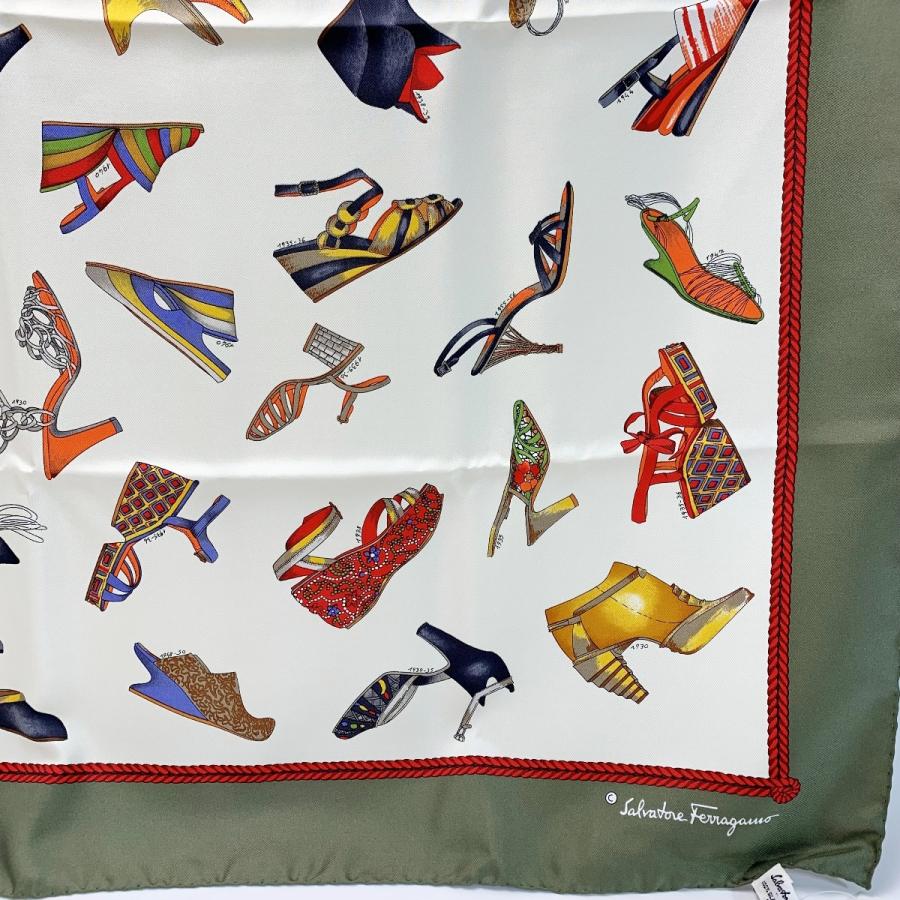 Salvatore Ferragamo サルヴァトーレフェラガモ スカーフ パンプス