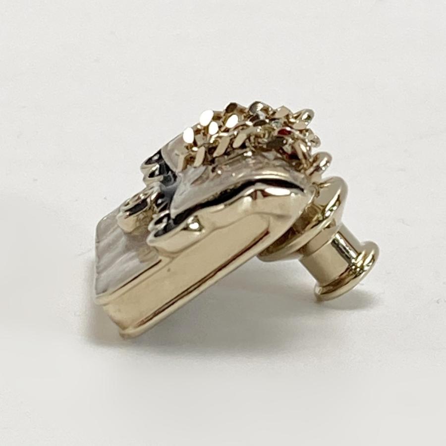 #CHANELマトラッセモチーフピンブローチ　925 CHANEL（シャネル） マトラッセ バッグモチーフ ピンブローチ C24B