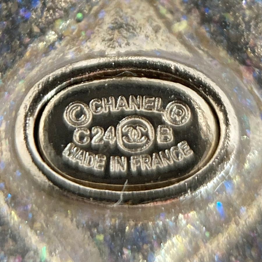 CHANEL（シャネル） マトラッセ バッグモチーフ ピンブローチ C24B