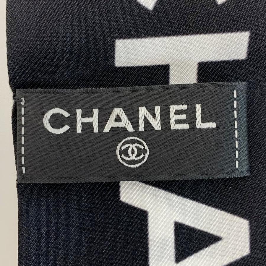 CHANEL（シャネル） ヘアバンド 細いスカーフ ツイリー ホワイト