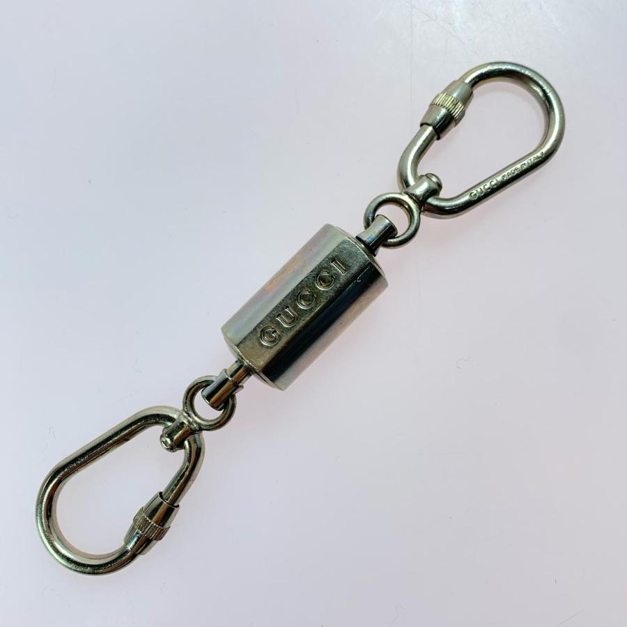 付属品完備❗️新品保管品✨グッチ　キーホルダー　カラビナ　黒パンチングレザーGG GUCCI（グッチ） ダブルカラビナキーリング キーホルダー 箱有 やや傷