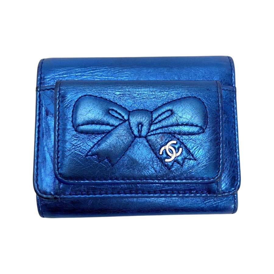 CHANEL 三つ折り財布 ブルー 希少なターコイズブルー】CHANEL☆三つ折り財布☆期間限定色 (CHANEL