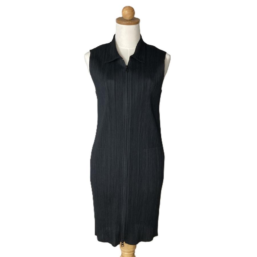 ISSEY MIYAKE（イッセイミヤケ） PLEATS PLEASE ワンピース ベスト