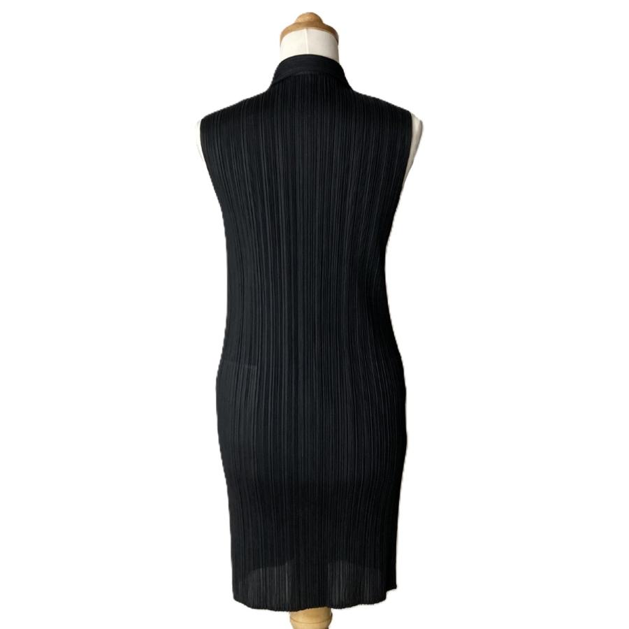 ISSEY MIYAKE（イッセイミヤケ） PLEATS PLEASE ワンピース ベスト