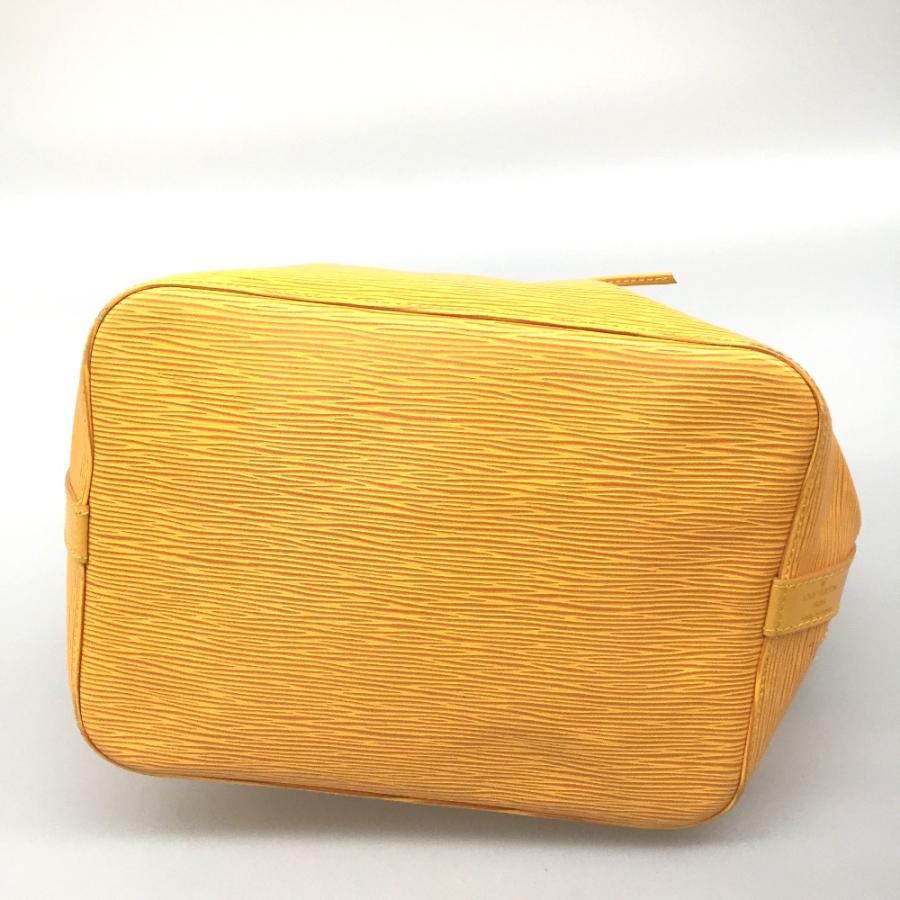 △△LOUIS VUITTON ルイヴィトン  ハンドバッグ　 エピ プチ・ノエ M44109 LOUIS VUITTON（ルイ・ヴィトン） △△ ハンドバッグ エピ プチ・ノエ