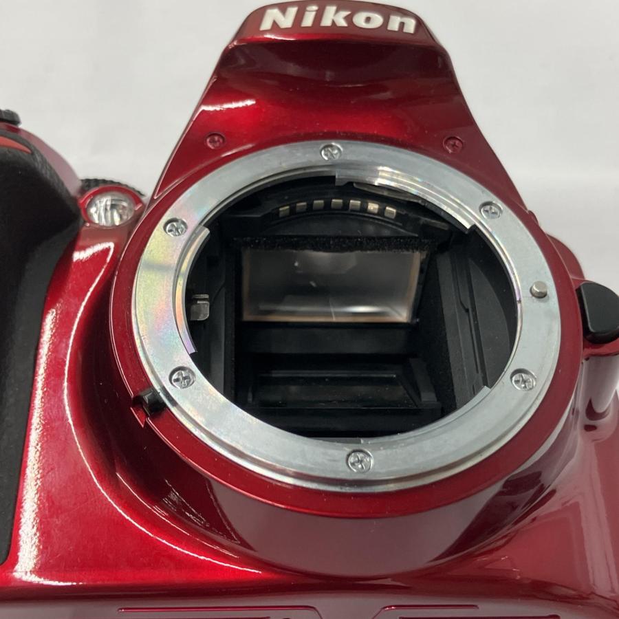 【美品】Nikon D3200 デジタルカメラ レンズ・バッテリー・充電器付属 美品 Nikon D3200 レンズ バッテリー 充電器 ショット3,018枚