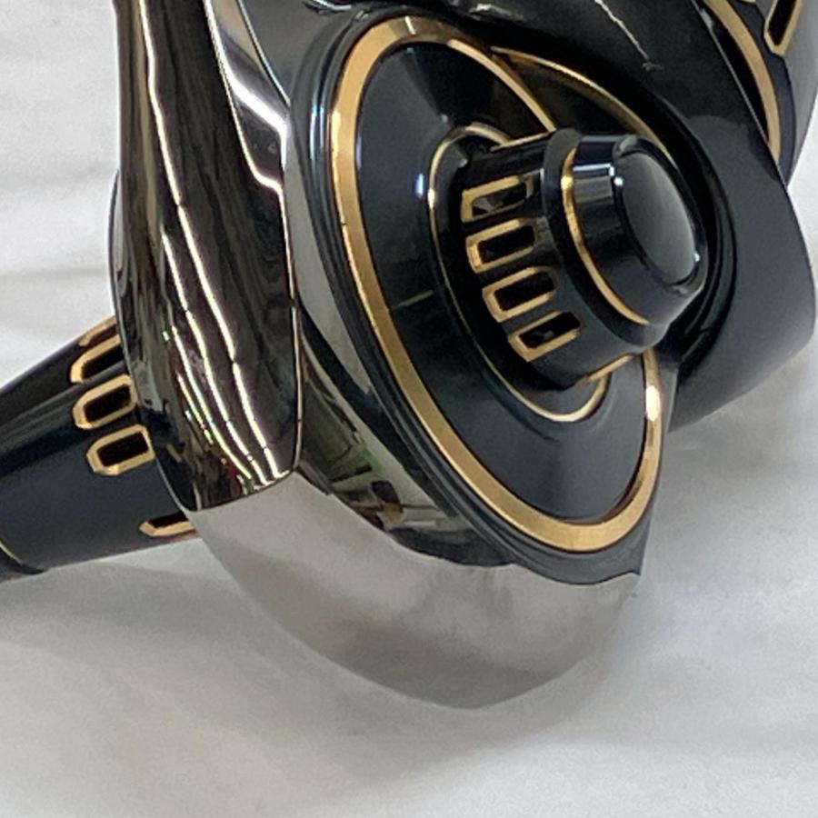 △△ DAIWA ダイワ スピニングリール 25ソルティガ 8000-H 000521