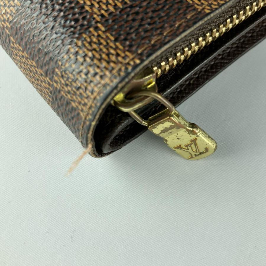 LOUIS VUITTON（ルイ・ヴィトン） △△ 財布 ダミエ コンパクト