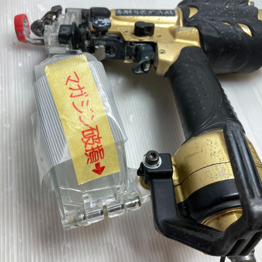 HITACHI 日立 32mm 高圧ねじ打ち機 (ケース付)マガジン破損 HITACHI 日立 32mm 高圧ねじ打ち機 (ケース付)マガジン破損