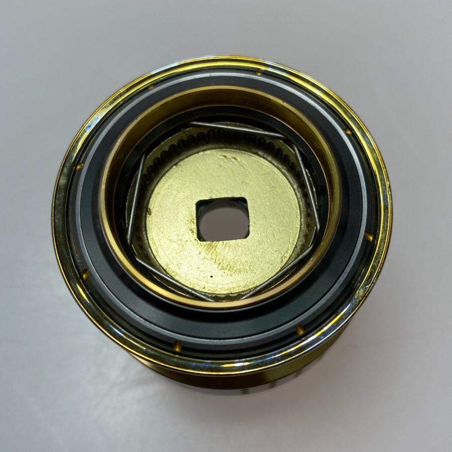 DAIWA ダイワ 15イグジスト 2003F-H 純正スプール 傷や汚れあり DAIWA ダイワ 15イグジスト 2003F-H 純正スプール 傷や汚れあり