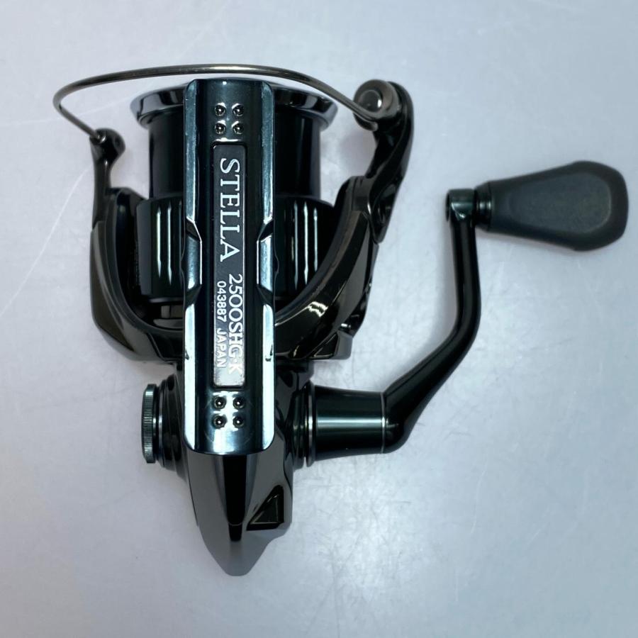 §§ SHIMANO シマノ 22ステラ 2500SHG 043887 スピニングリール 程度B キズ有 やや傷や汚れありの画像