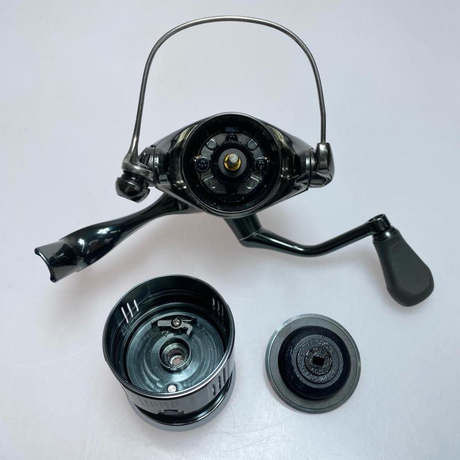 §§ SHIMANO シマノ 22ステラ 2500SHG 043887 スピニングリール 程度B キズ有 やや傷や汚れありの画像