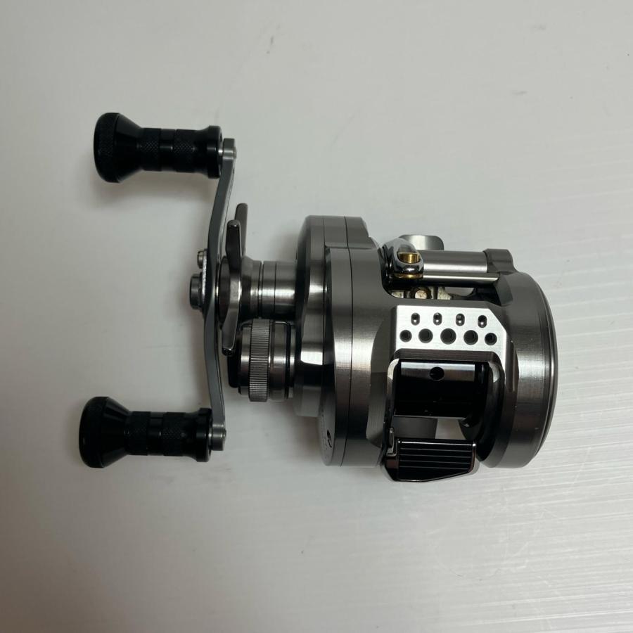 SHIMANO シマノ ベイトリール 23カルカッタコンクエストBFS HGL 045690