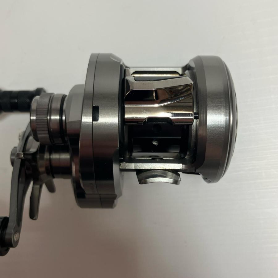 SHIMANO シマノ ベイトリール 23カルカッタコンクエストBFS HGL 045690