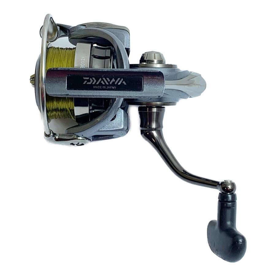 DAIWA ダイワ 15ルビアス3012H スピニングリール 箱付 055640 DAIWA ダイワ 15ルビアス3012H スピニングリール 箱付 055640