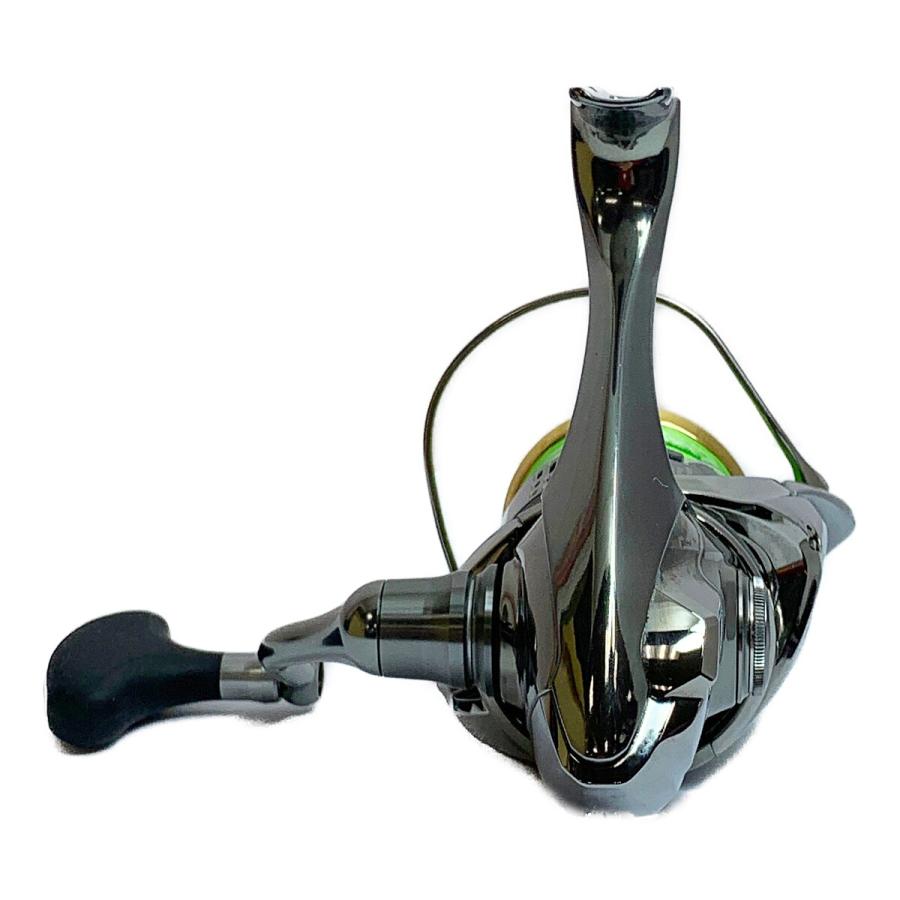 SHIMANO シマノ スピニングリール 18ステラ 3000MHG 03807 やや SHIMANO シマノ スピニングリール 18ステラ 3000MHG 03807 やや
