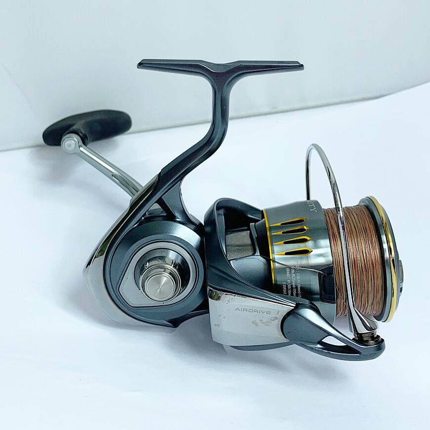 DAIWA ダイワ エアリティ LT4000-XH スピニングリール キズあり DAIWA ダイワ エアリティ LT4000-XH スピニングリール キズあり