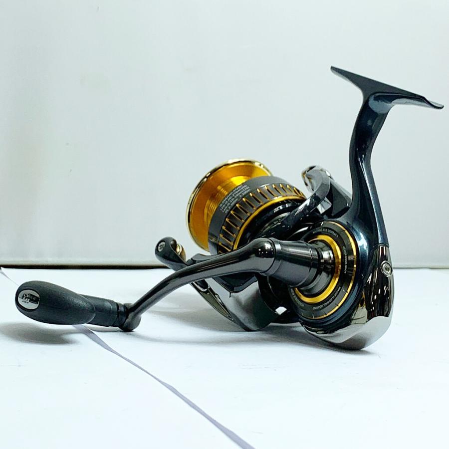DAIWA ダイワ 16セルテートHD3500H スピニングリール 箱付 スレ DAIWA ダイワ 16セルテートHD3500H スピニングリール 箱付 スレ