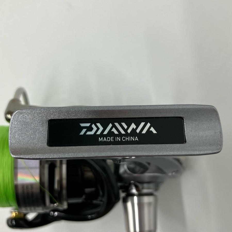 △△ DAIWA ダイワ スピニングリール 14カルディア 2500  056162 やや傷や汚れありの画像